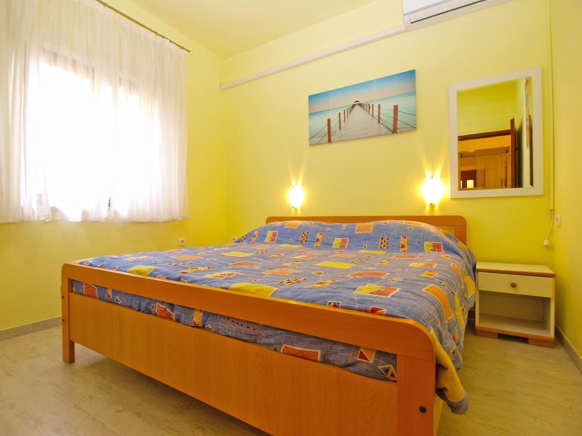 Ližnjan Apartments Luciano 1576 מראה חיצוני תמונה