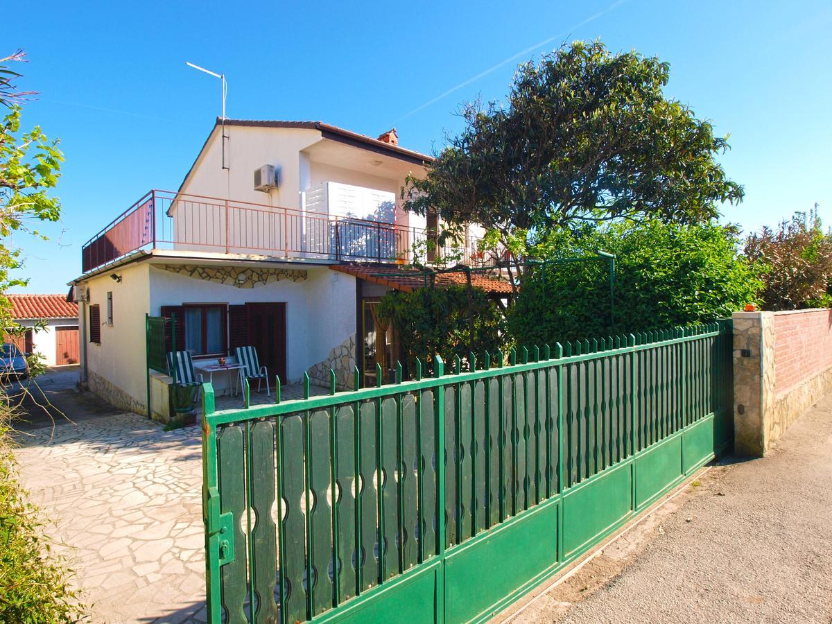 Ližnjan Apartments Luciano 1576 מראה חיצוני תמונה