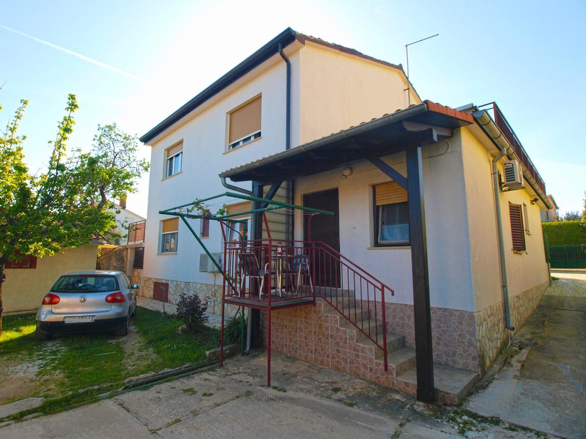 Ližnjan Apartments Luciano 1576 מראה חיצוני תמונה